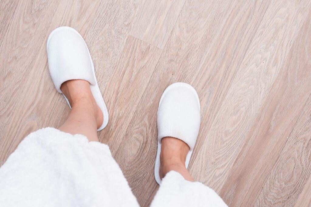slippers